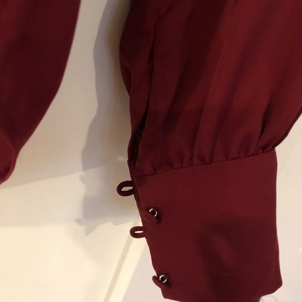 Beautiful Cabernet top XS - Picture 2 of 4